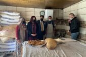 Kaymakam Eflatun Can Tortop, köy ekmeği yapımını inceledi