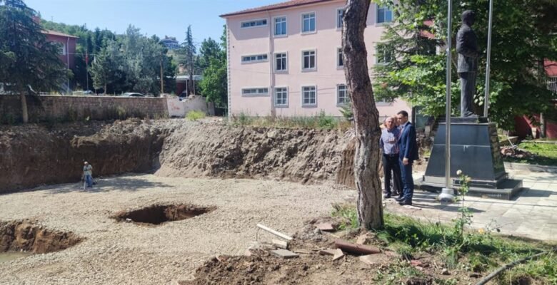 Sandıklı Kaymakamı Mehmet Sülün Yeni Hükümet Konağı İnşaat Alanında İncelemelerde Bulundu